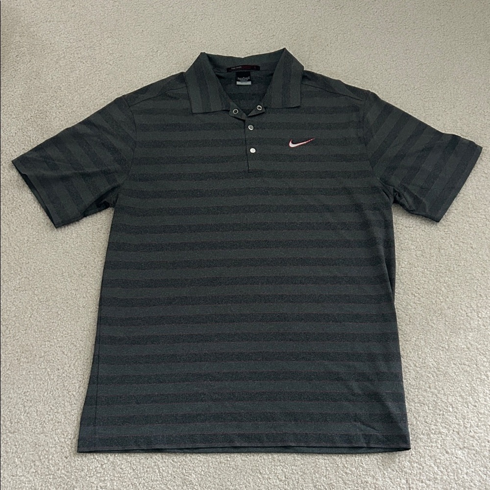 Nike Men's Tiger Woods Golf Polo